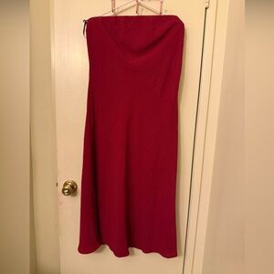 Forever 21 Strapless Berry Dress